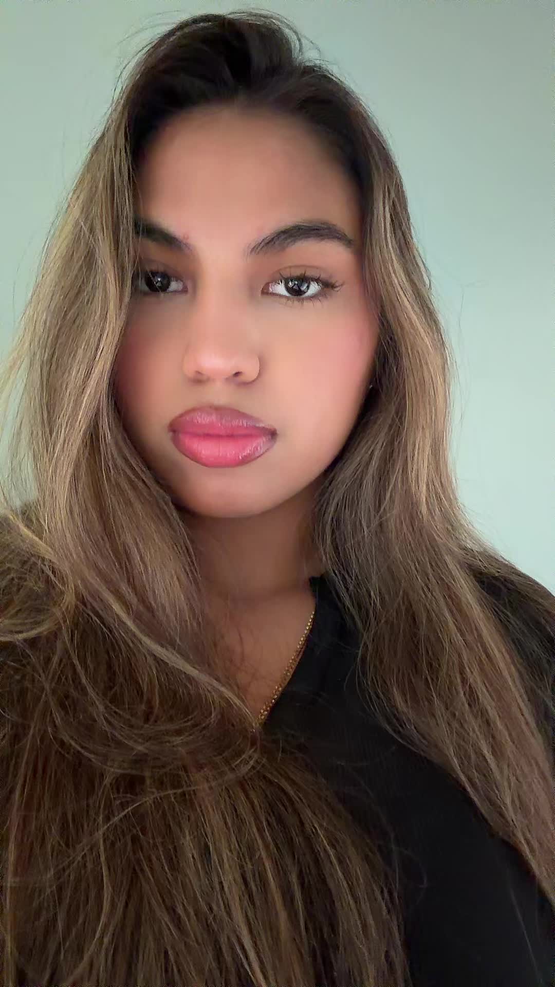 @️