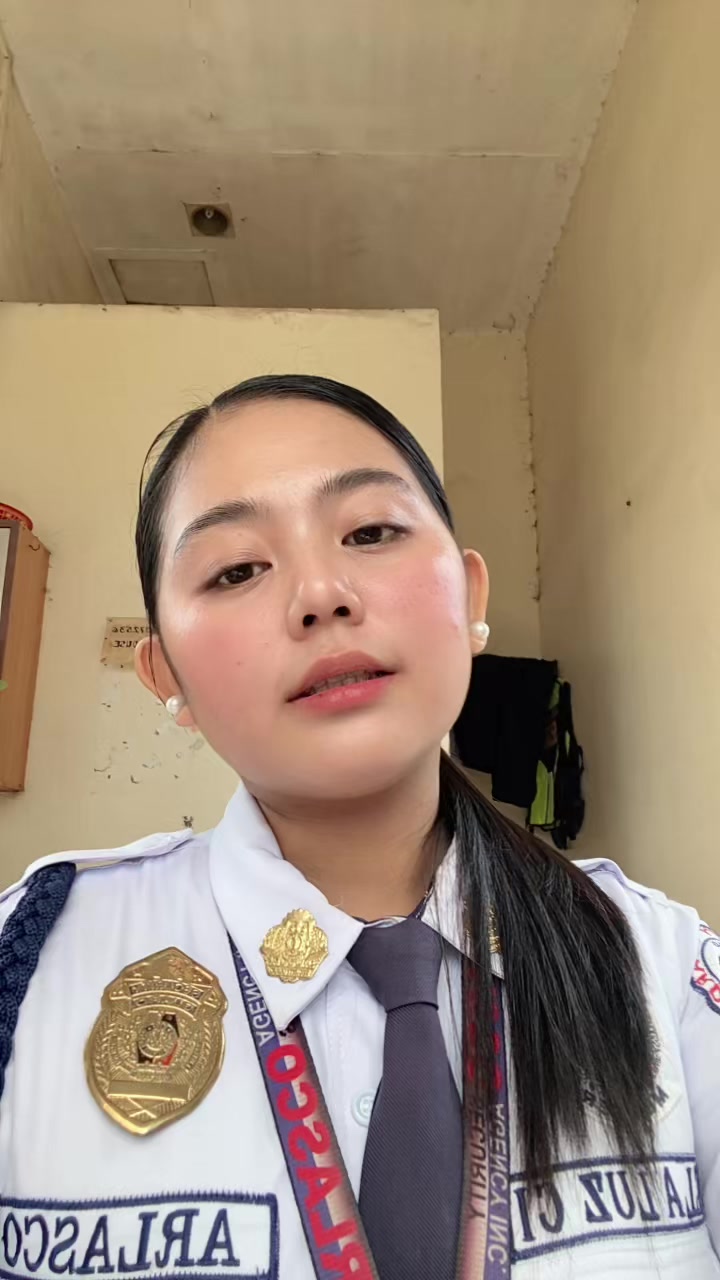 @khriz