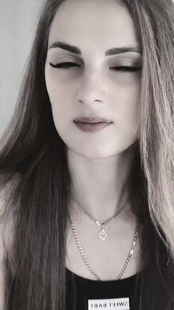 @(((...Yanetka…)))