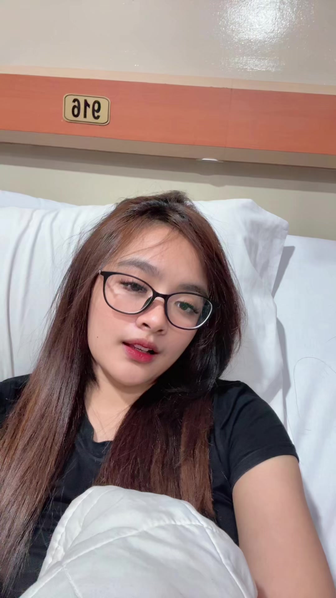 @Rahel?iya apa