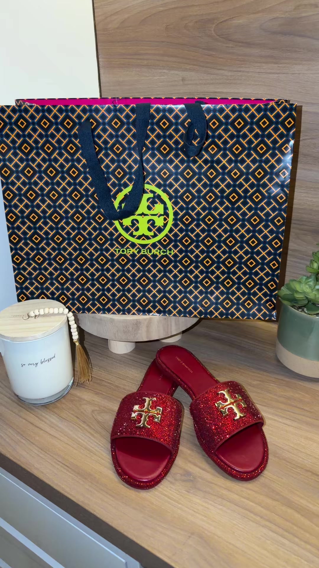 @PerlaOchoaBoutique