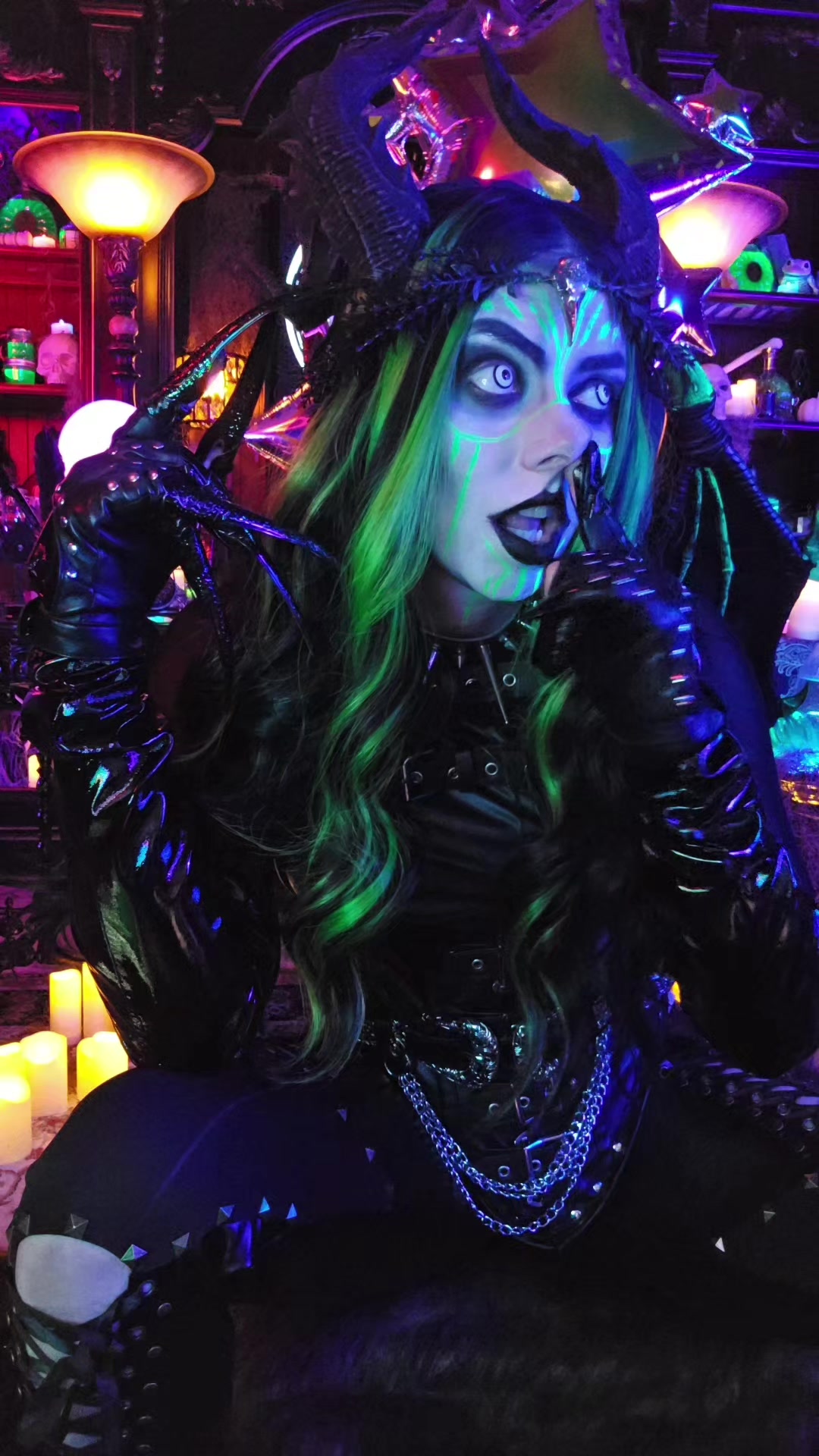 @𝕯𝕒𝕣𝕜 𝔄𝔩𝔠𝔥𝔢𝔪𝔦𝔰𝔱 ☥✧