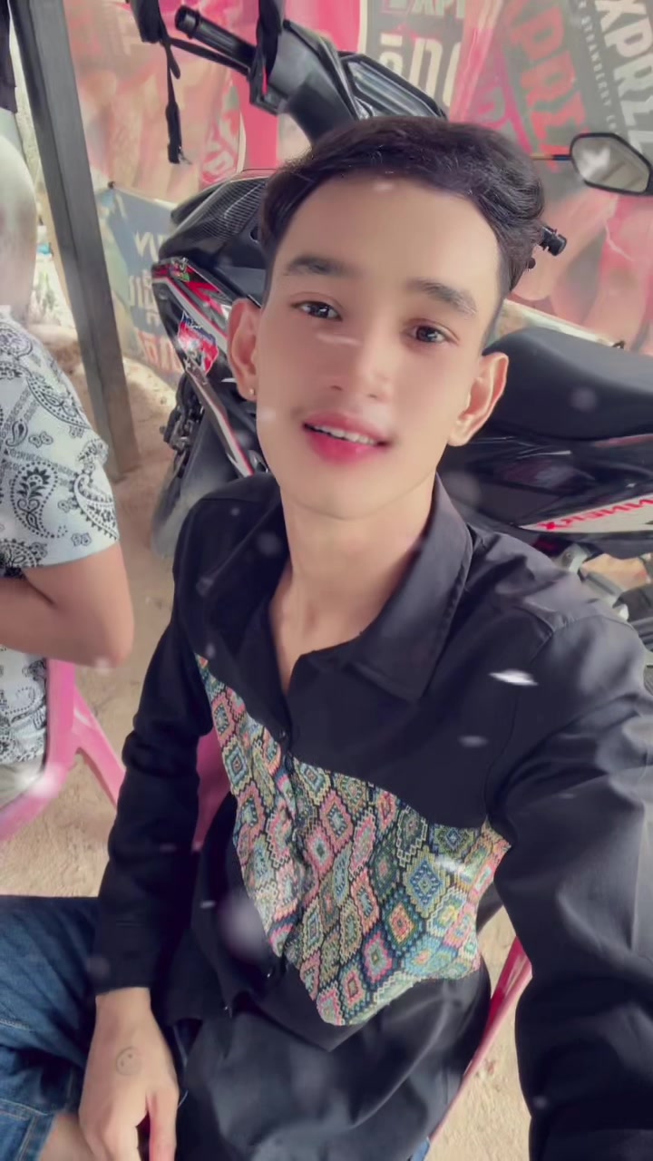 @Bro Yuth ๐๐ค