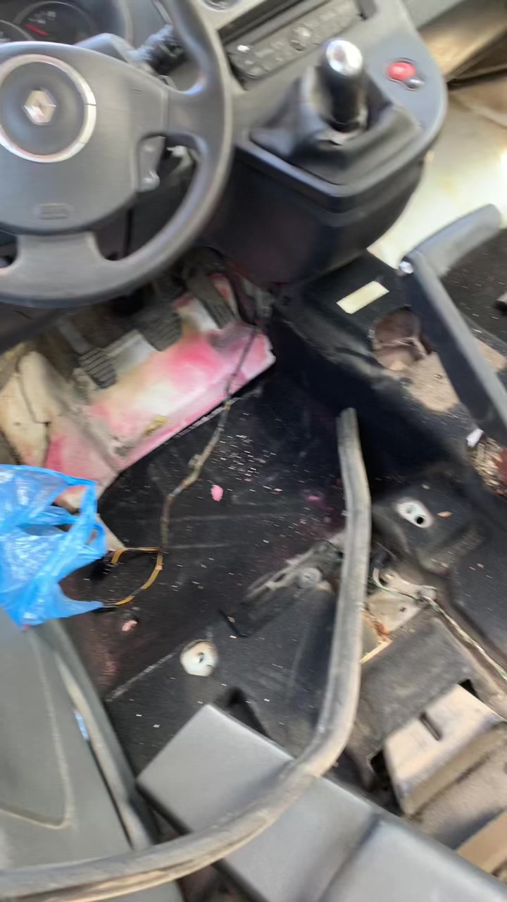 @&Iuml;M&aacute;d auto