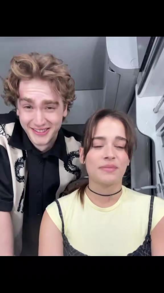 @🧚