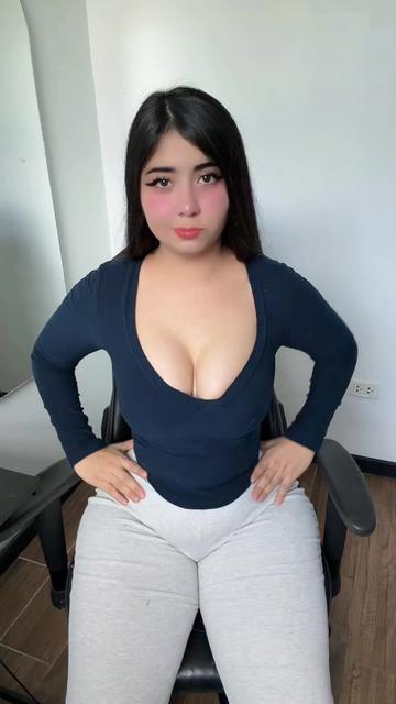 @Elenita