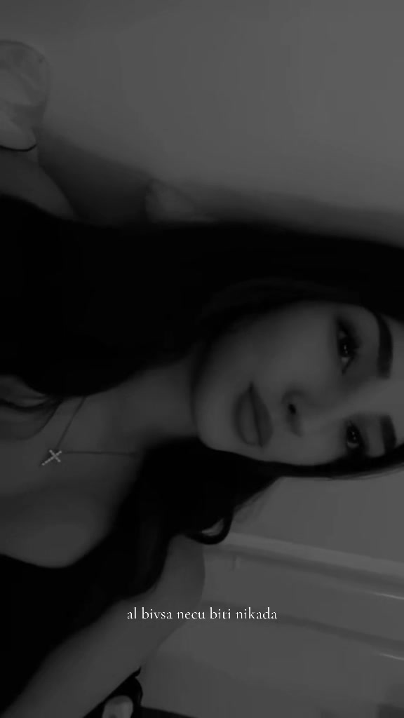 @миа