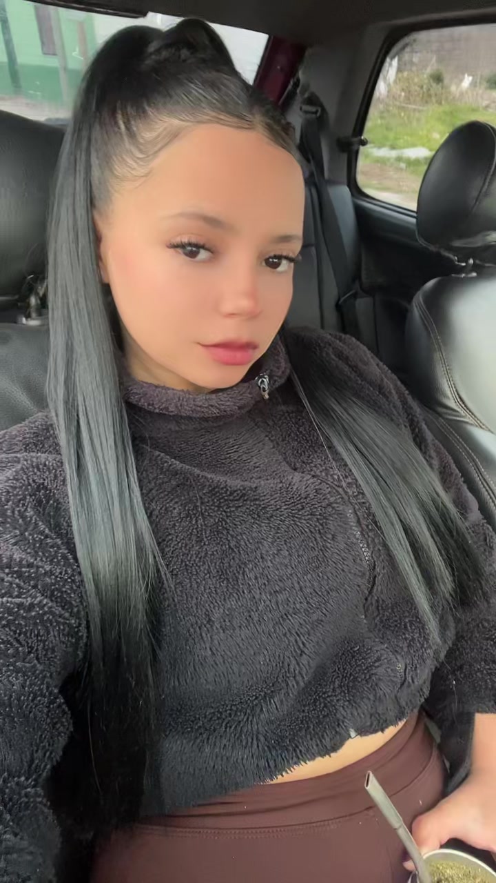 @Micaela Muniz78