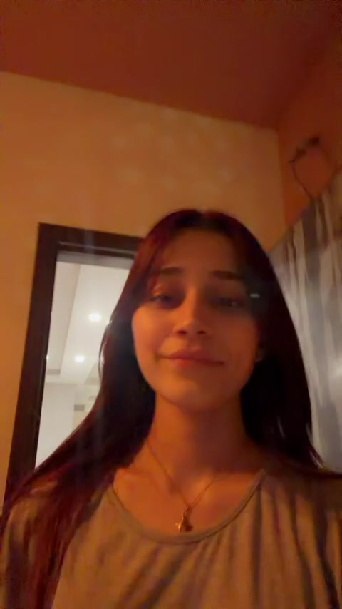 @Amna💖