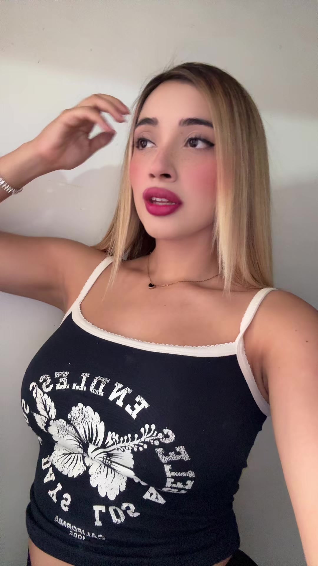 @Alejandra Espeleta