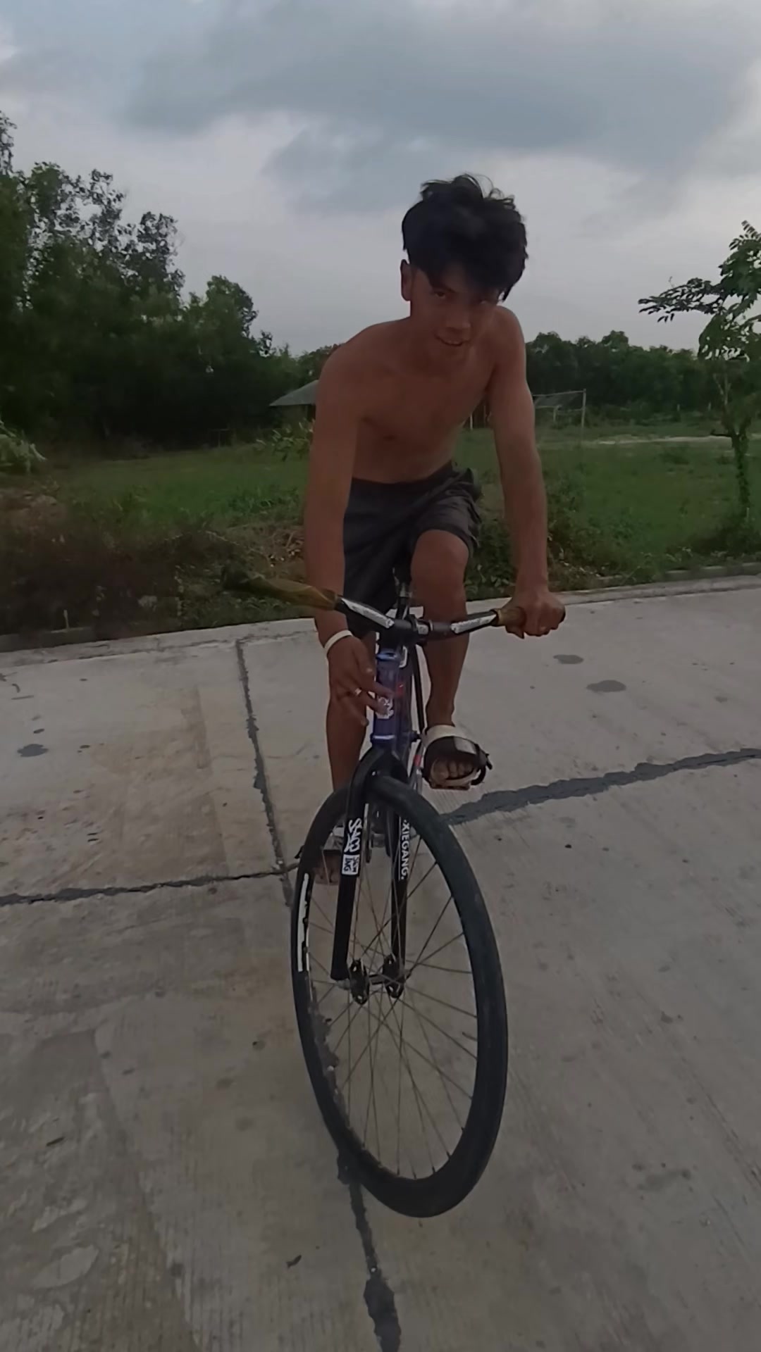 @do.ban.nar (ဒို.ဖန်.နာ)>ငတို✓