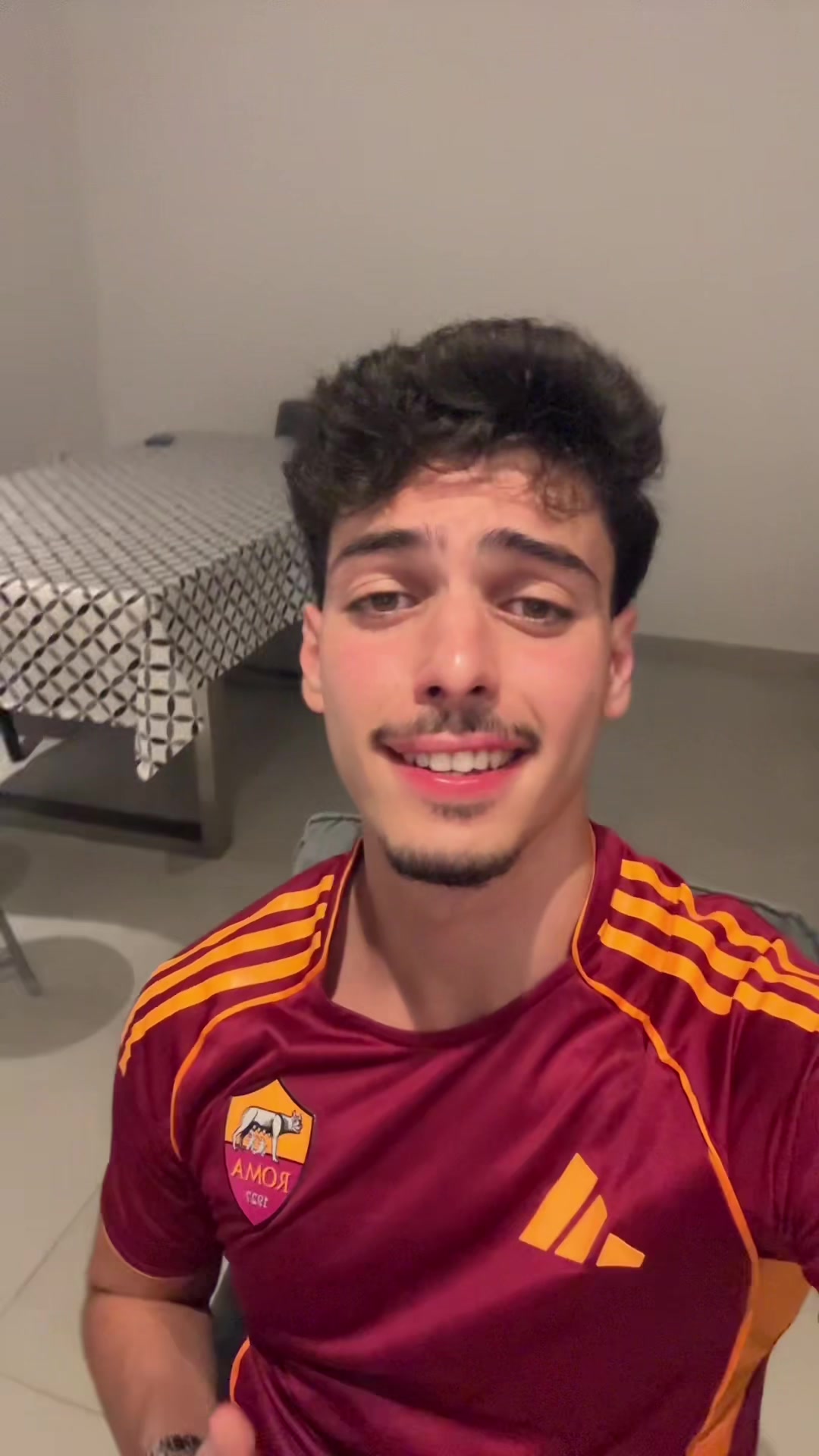 @RYAN🇲🇦