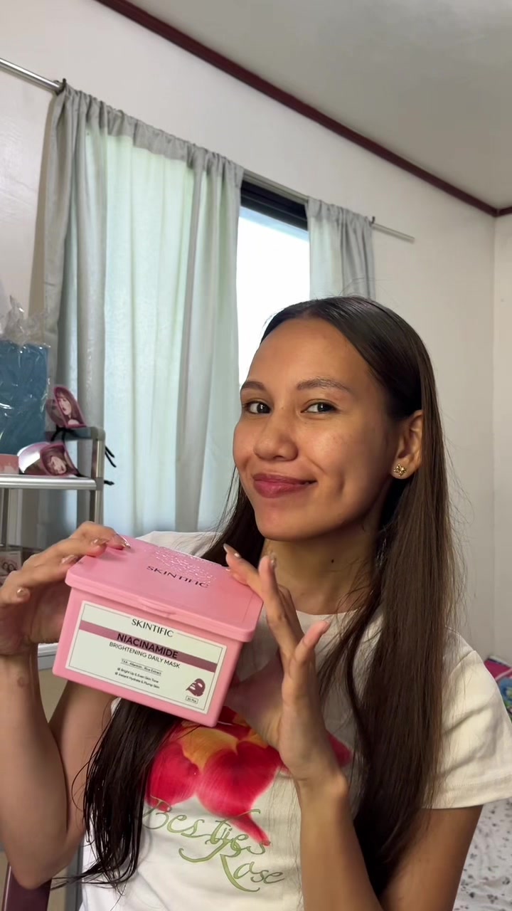 @debbieorias