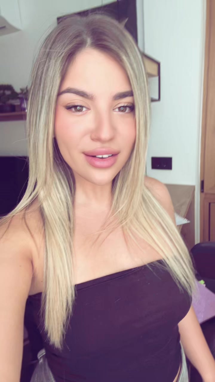 @анастасија