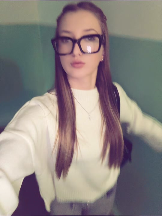 @Алинка🐈