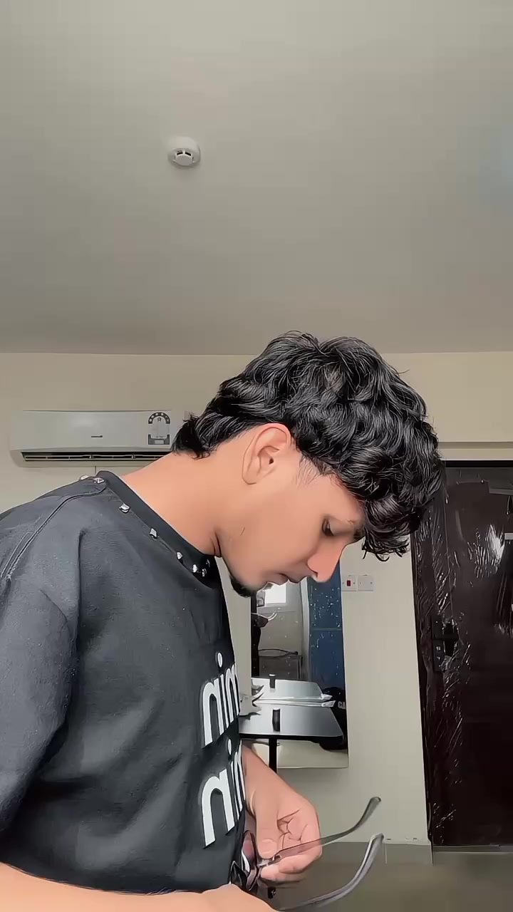 @z£N๐ฌ๐ค๐