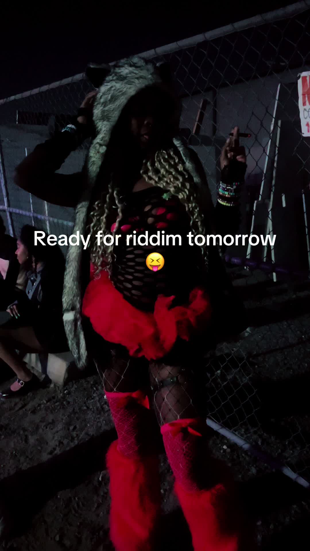 @urmomsbushy