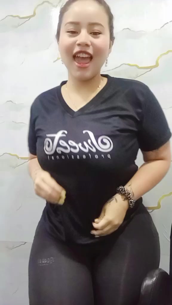 @Lizbeth Zamora 🇪🇨🇪🇸