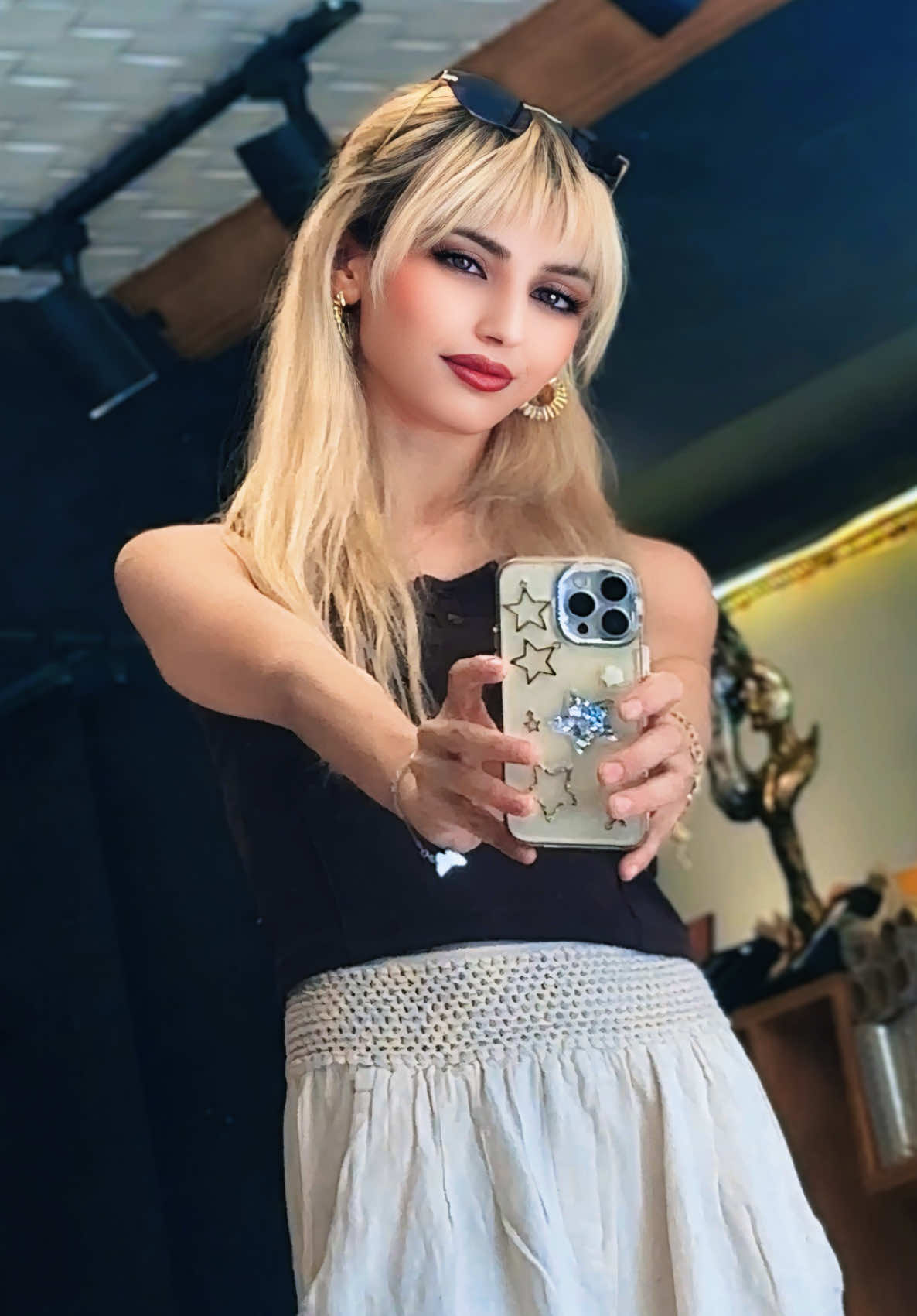 @꧁🦋LOREN🦋꧂
