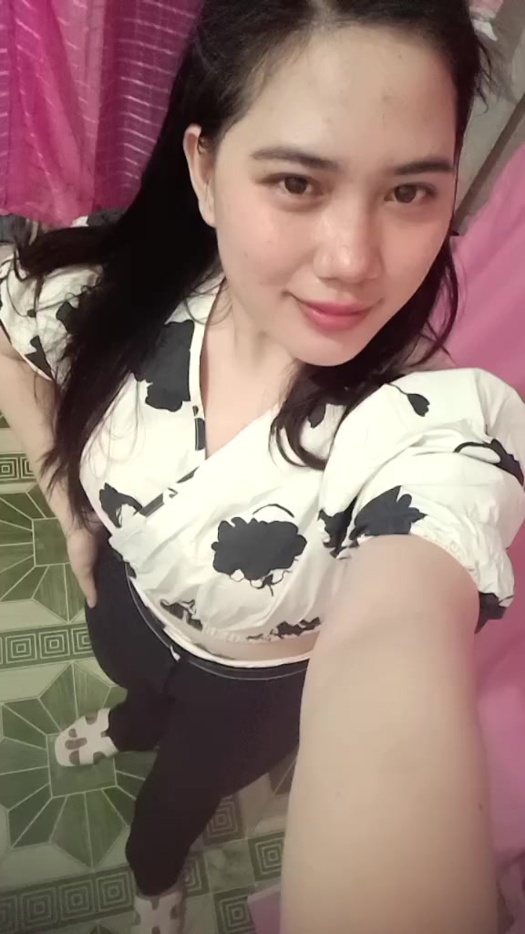 @pinkly girl🩷