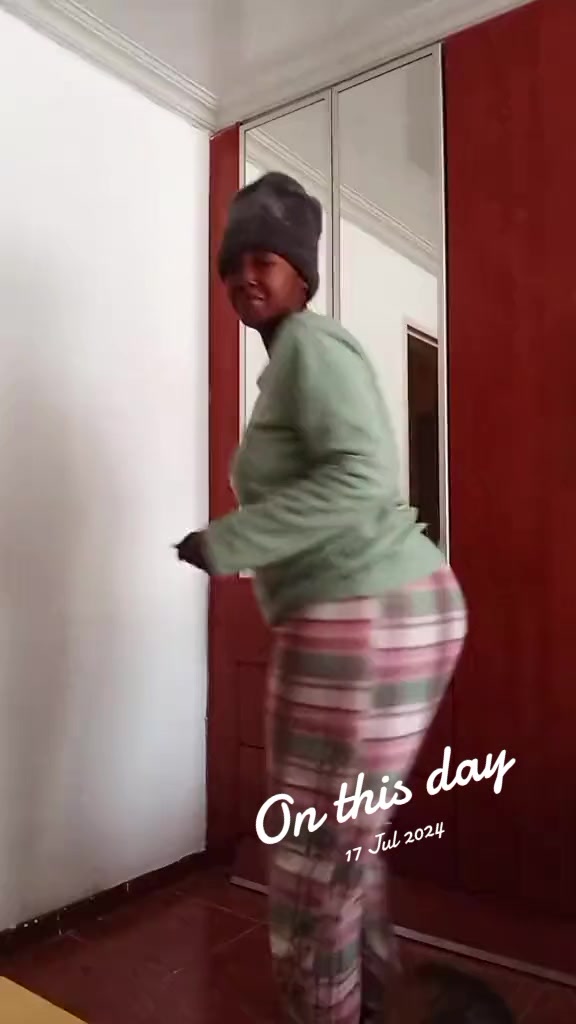 @LADYDEE