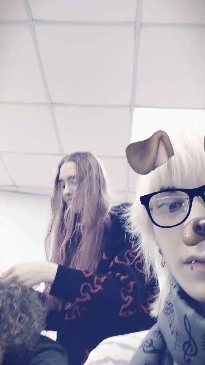 @^^