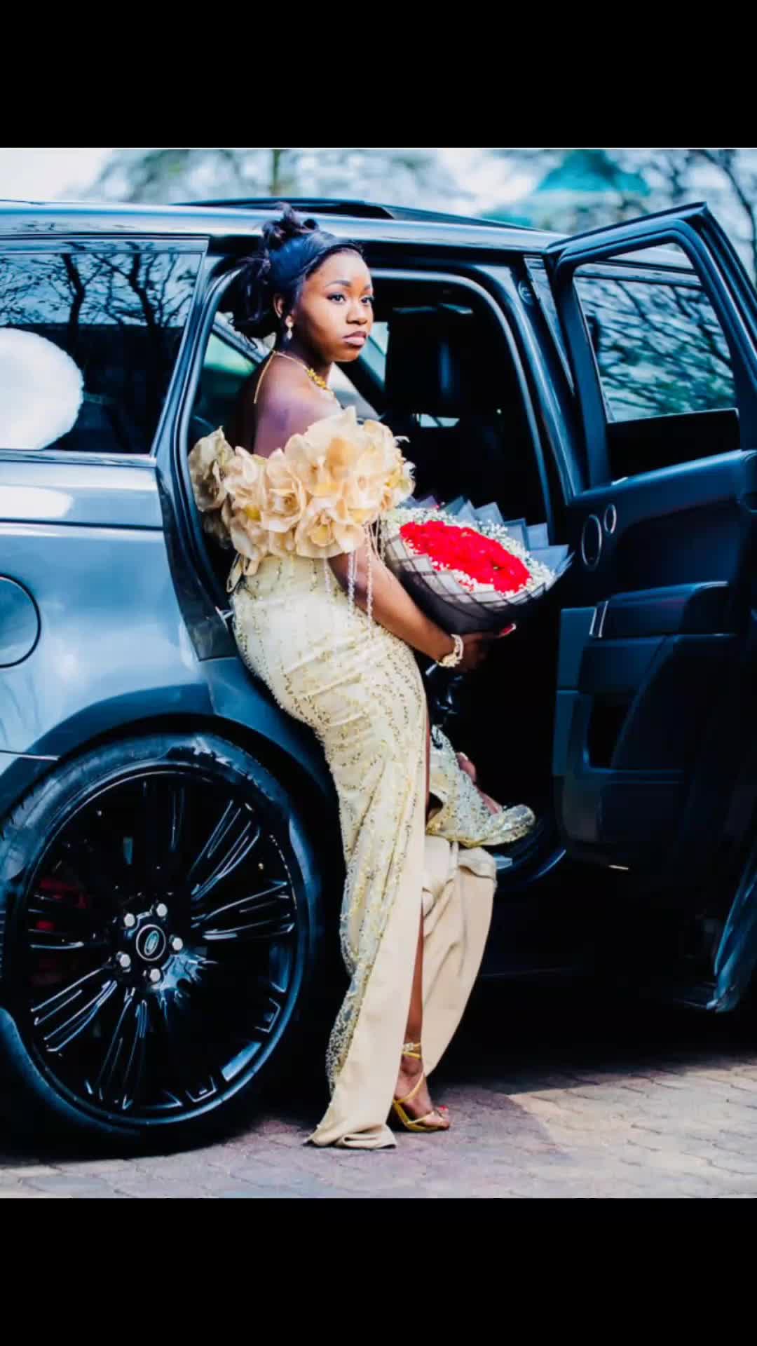 @QueenB