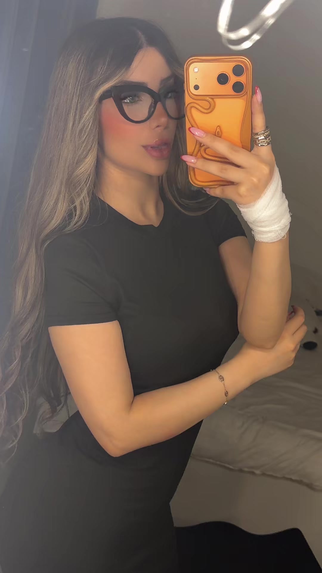 @Hanitam_
