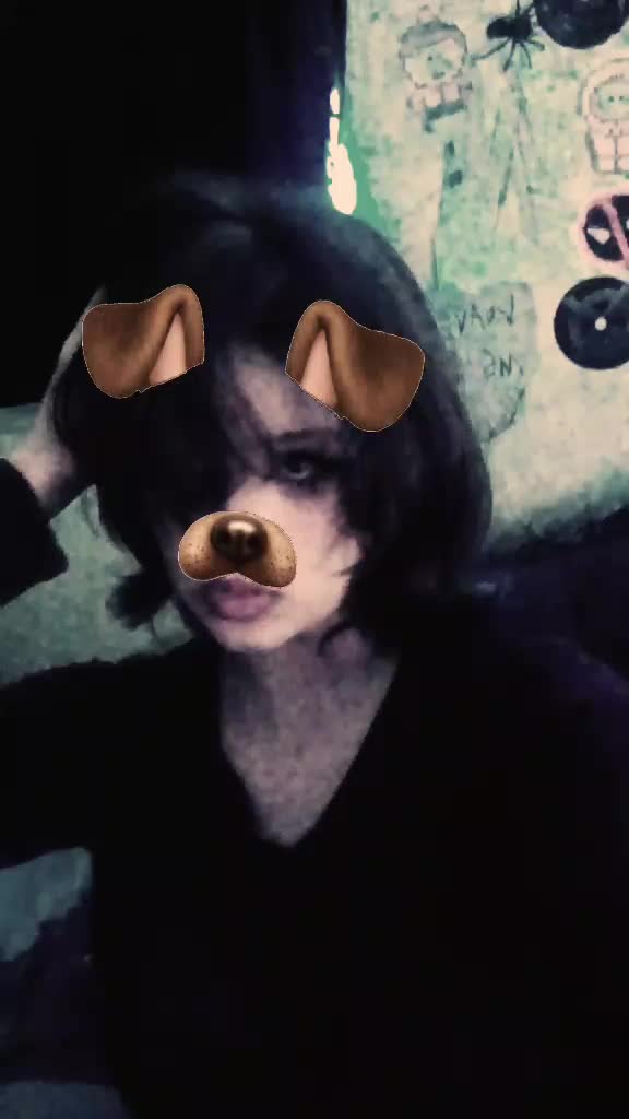 @~♪★𝔲𝔯 𝔪𝔬𝔪𝔰 𝔱𝔥𝔬𝔫𝔤★♪~