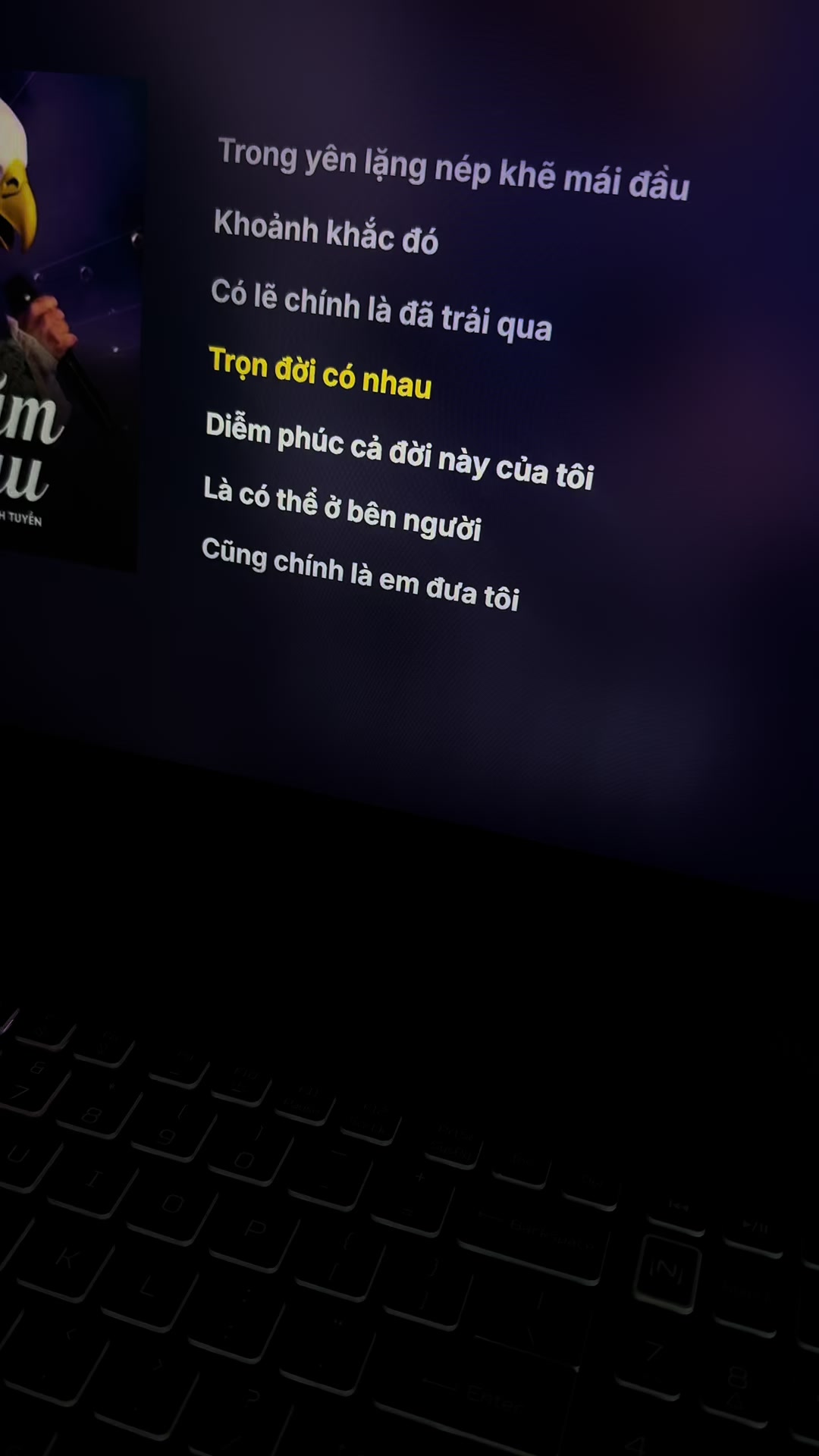 @CHẠM VÀO TIM