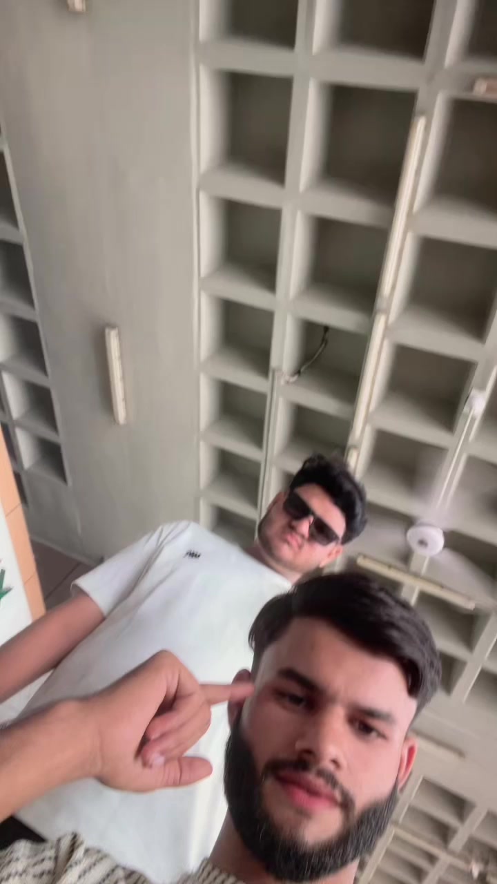 @علی ☠️♠️۔