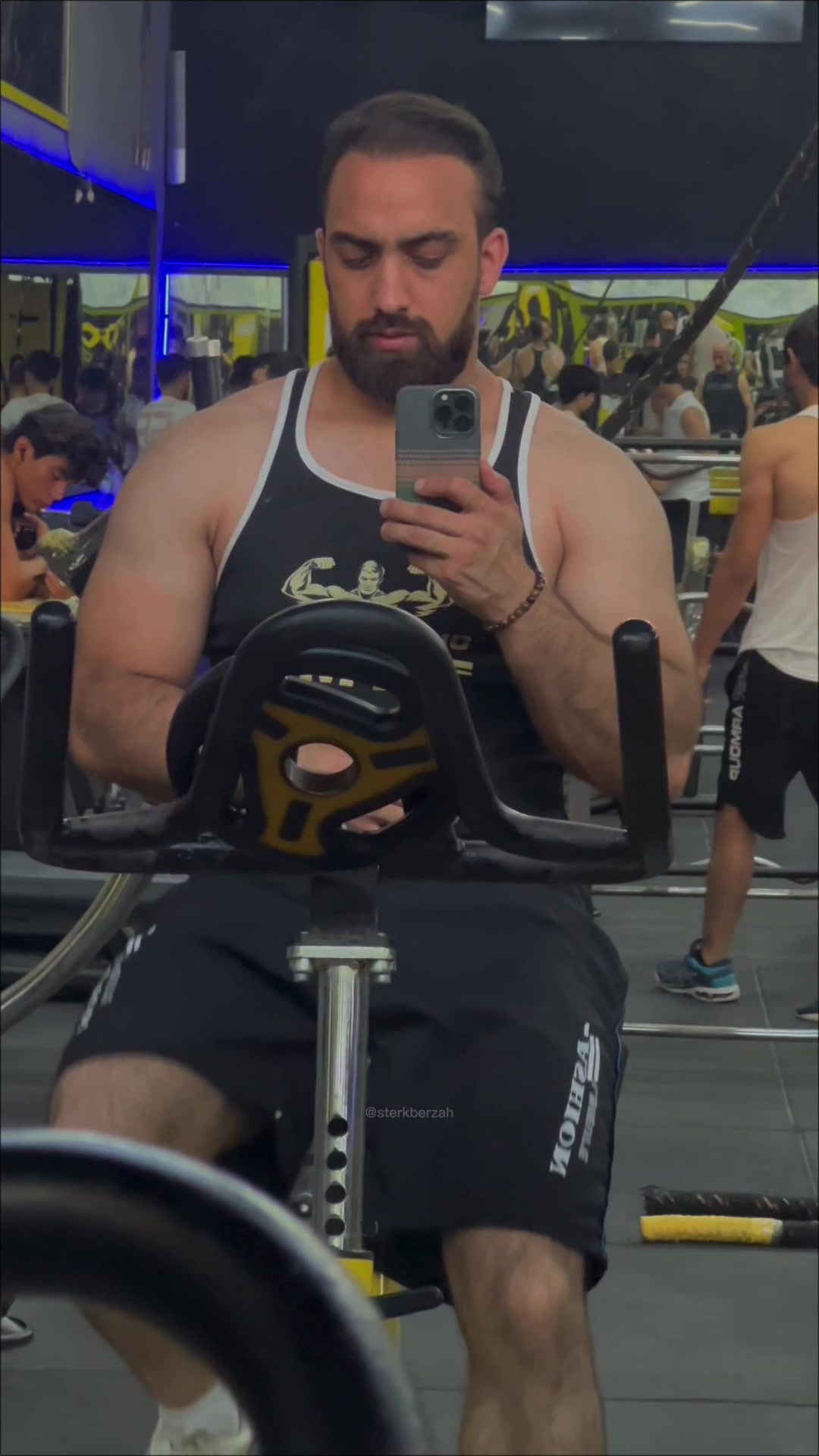 @Dünyamin Emrahov ⚜️