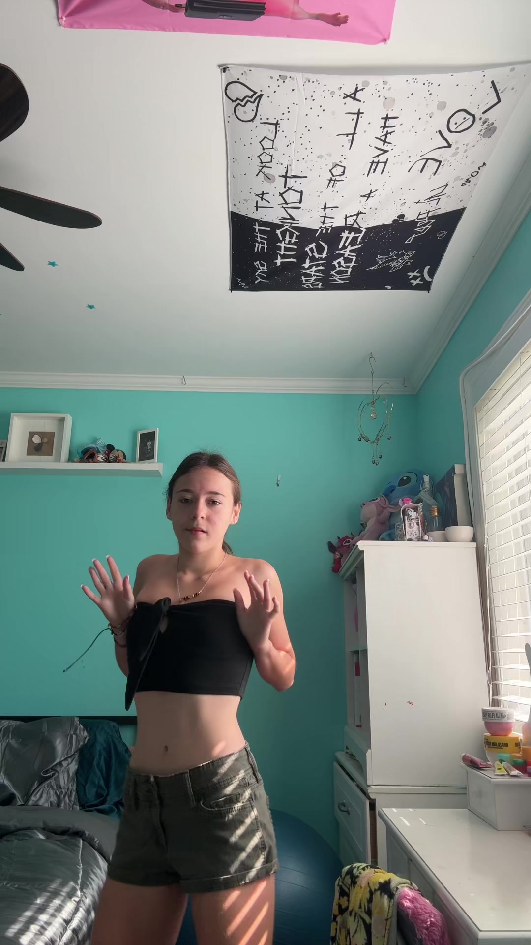 @totally_not_kiana