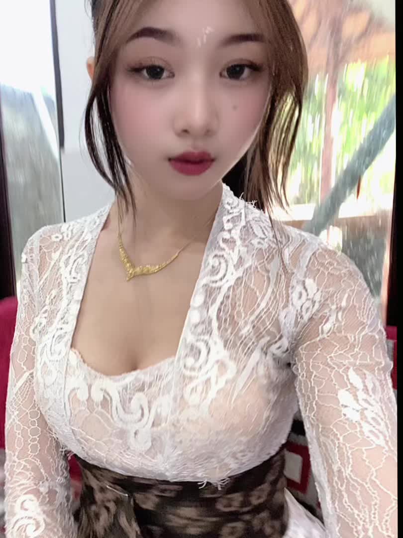 @Urlynnn.