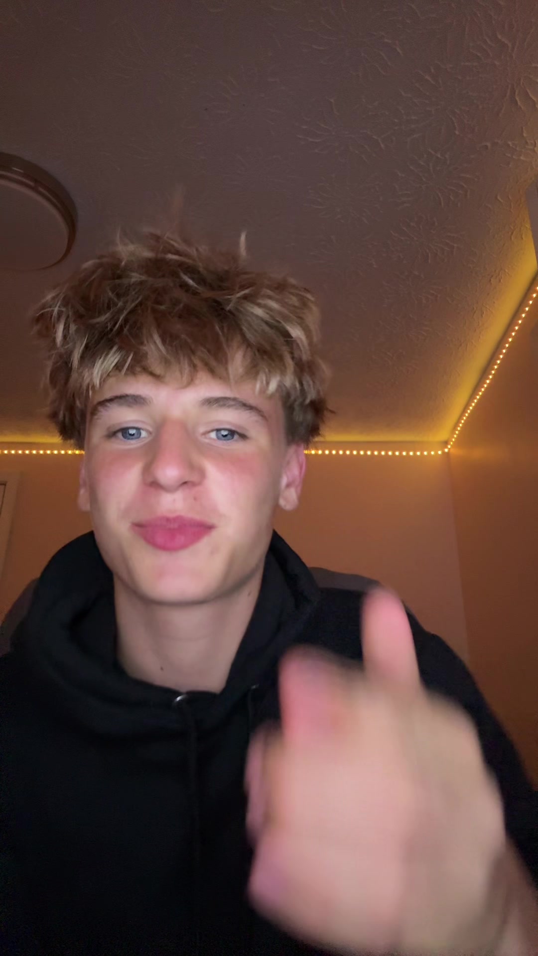 @Mikade