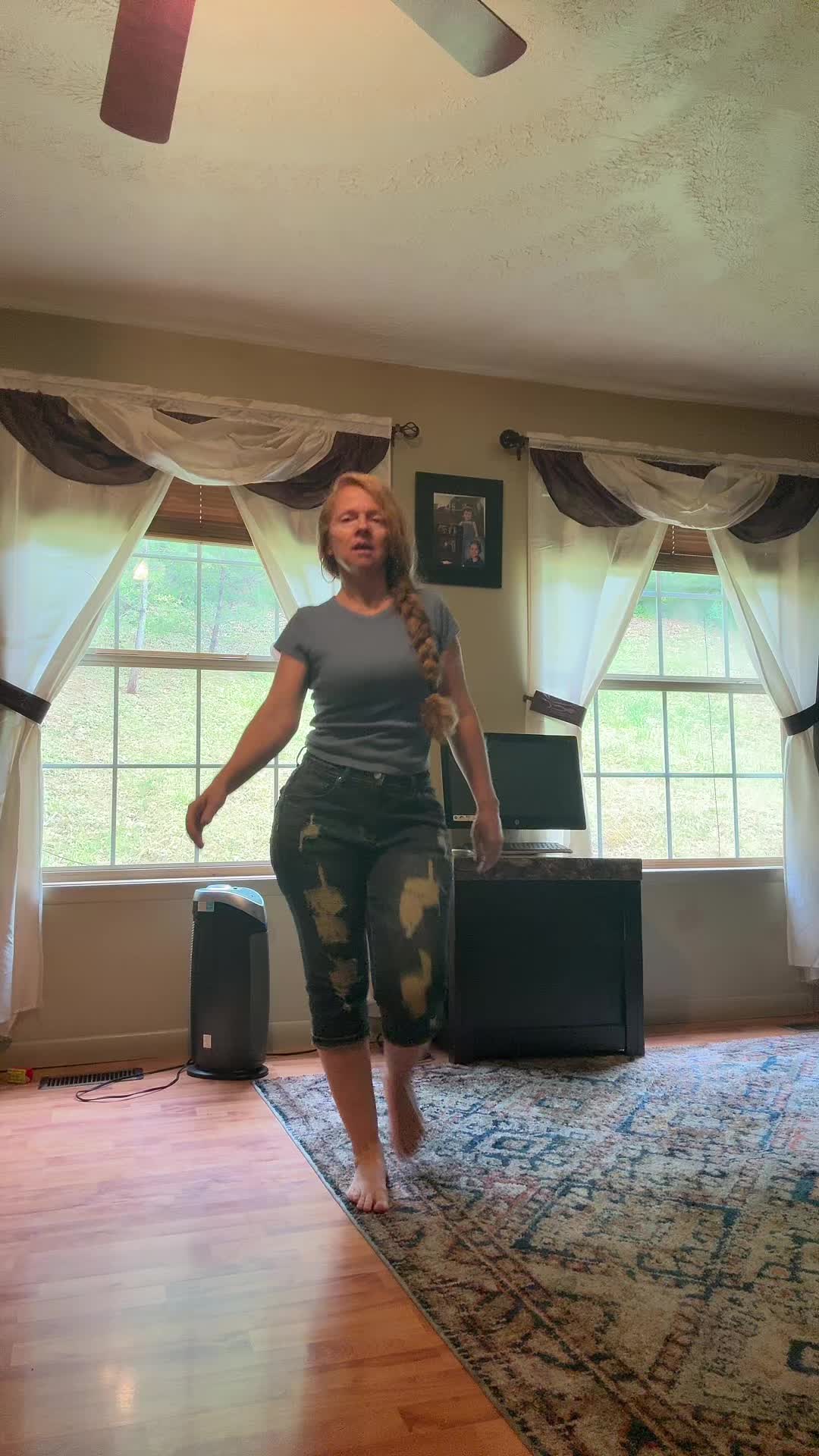 @Gg