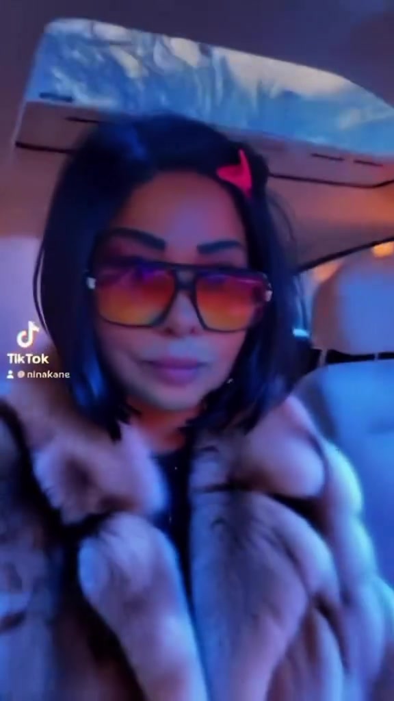 @MING LEE THE DOLL