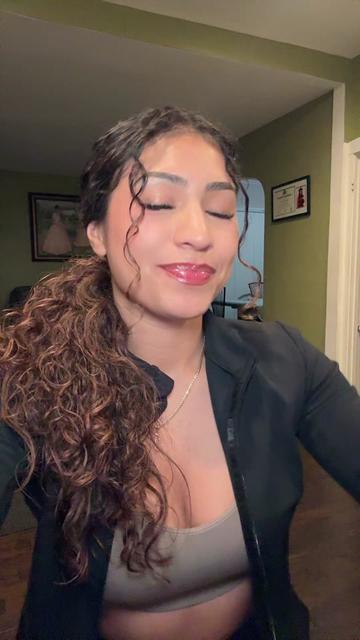 @Jackyjuli
