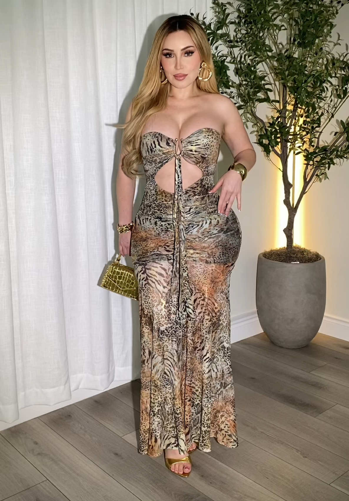 @GoldenDivinity