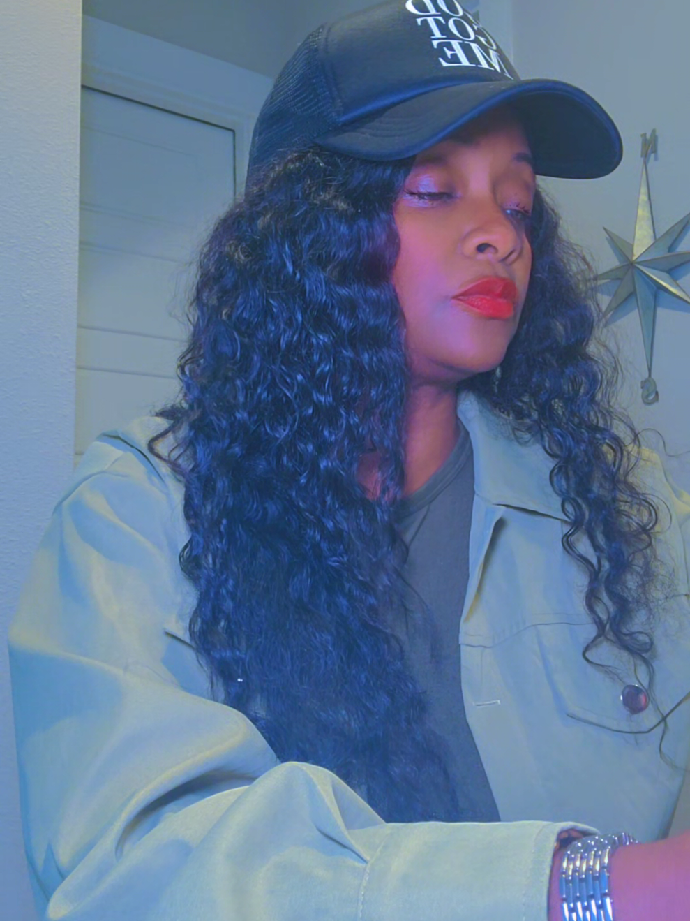 @AngelicEbony