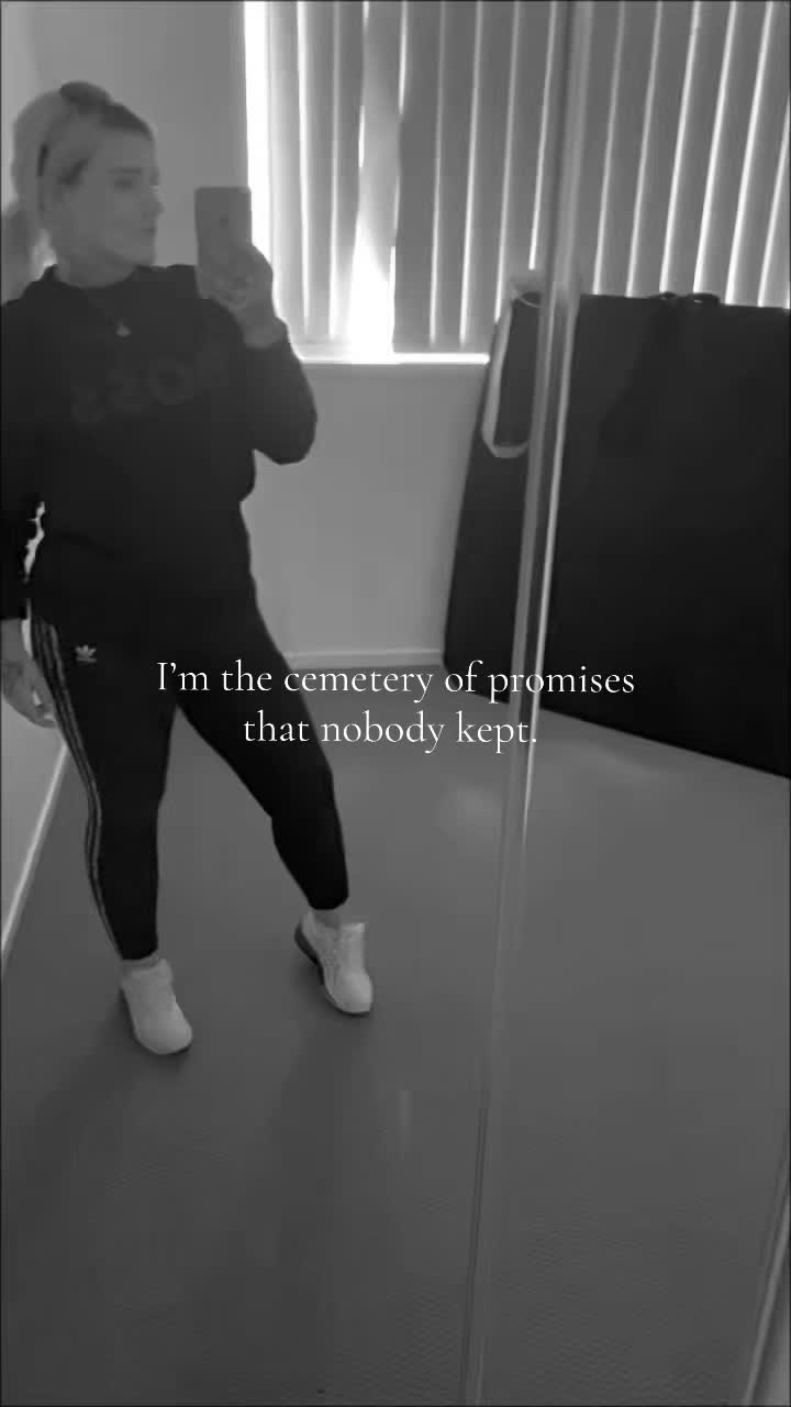 @✮𝕭𝖚𝖇𝐙♱