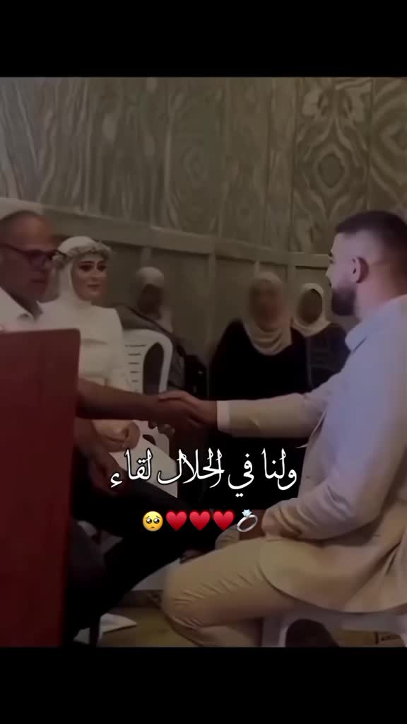 @؟