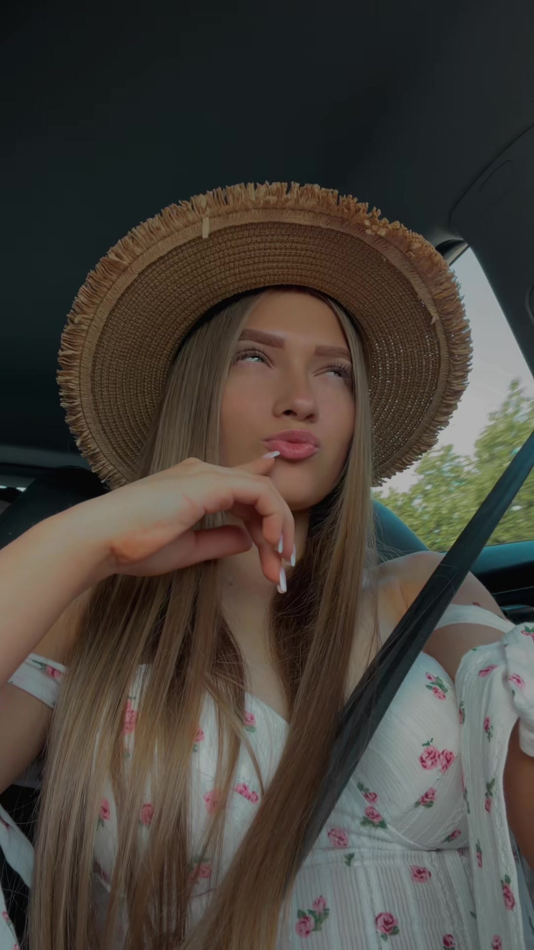 @elyaplugggg