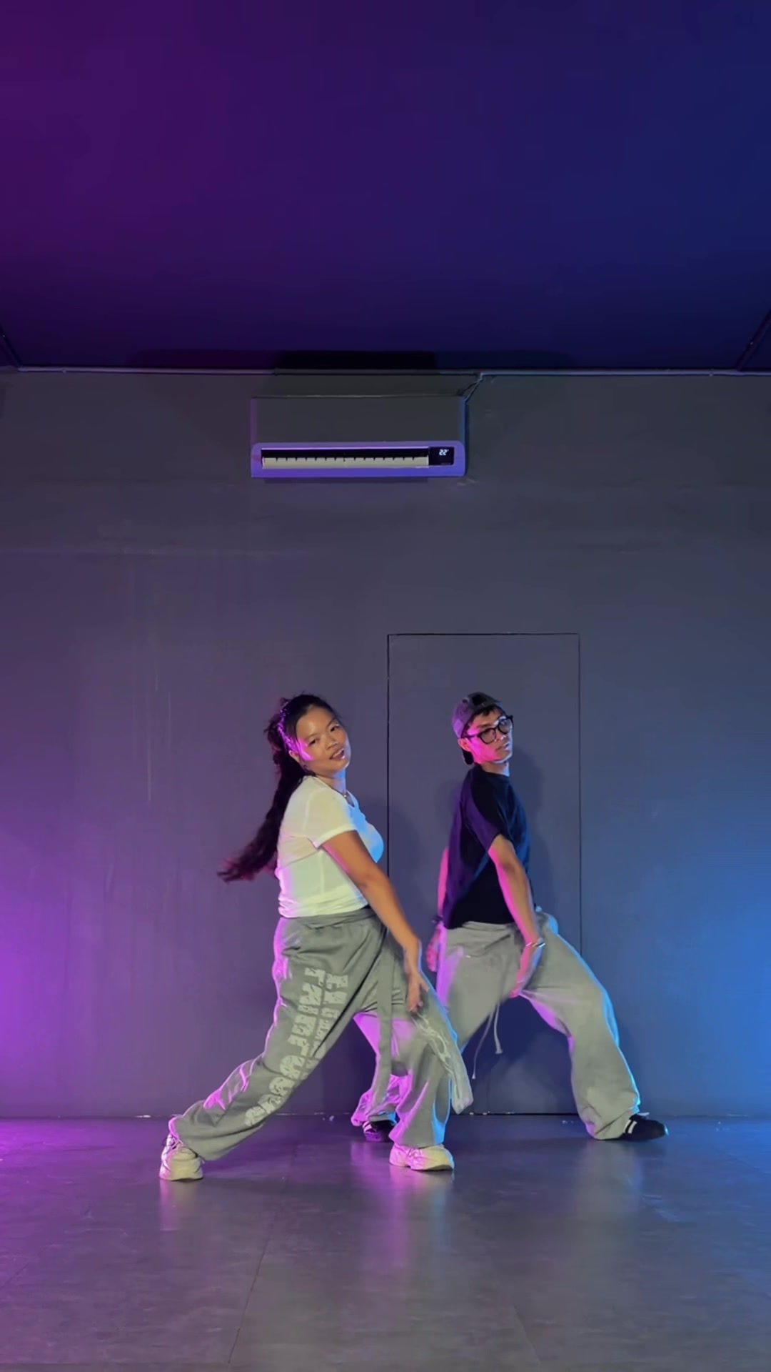 @nhỏ Nỳ thích nhảy