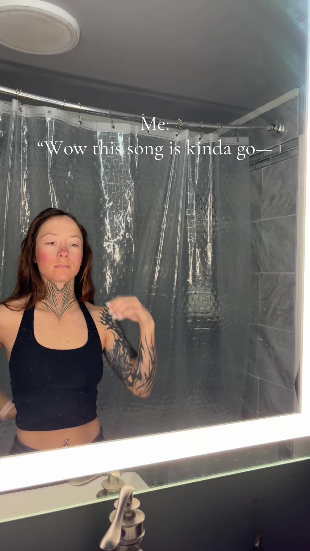 @Lolaisgone