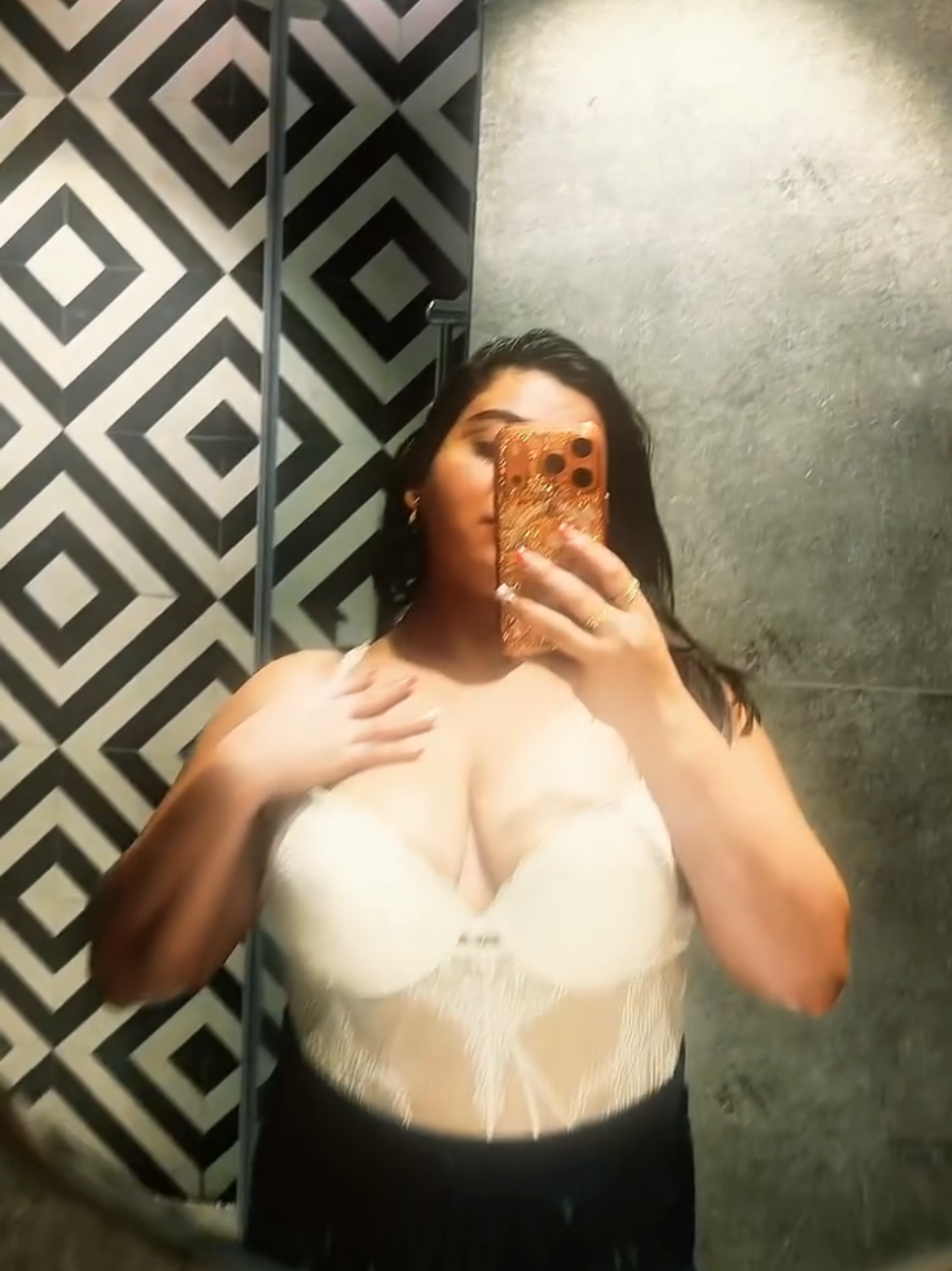 @roopkocher5💋