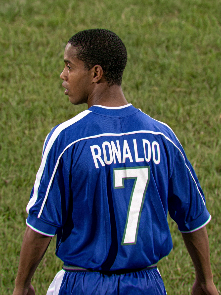 @Ronaldinho