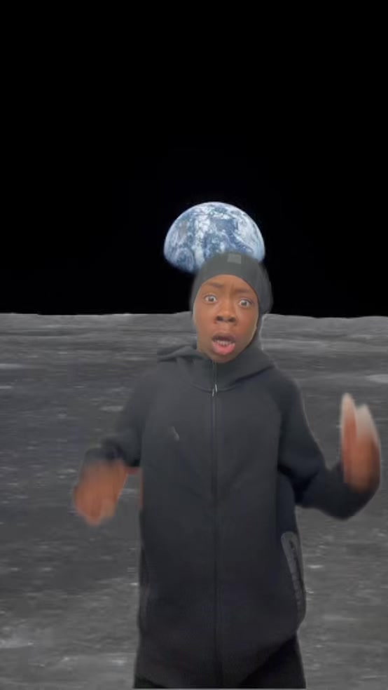 @☮️