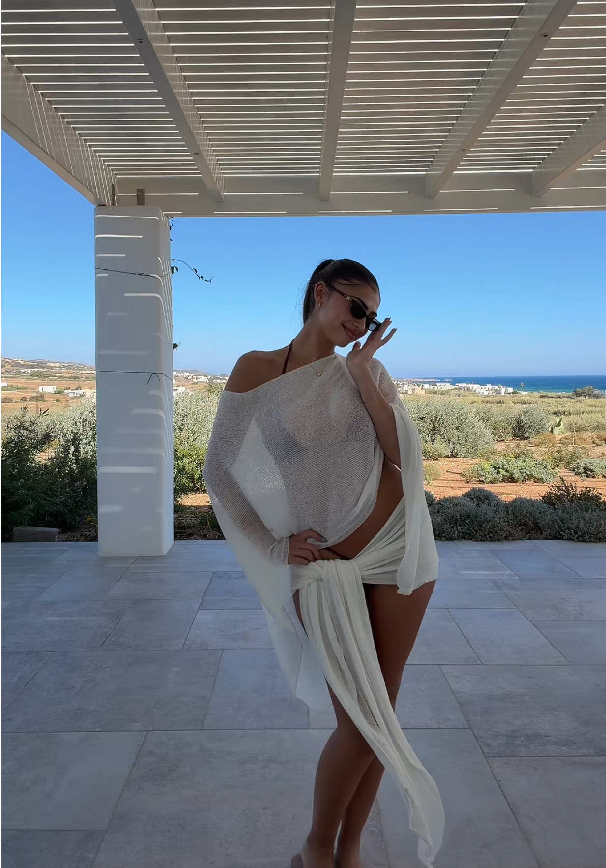 @bella