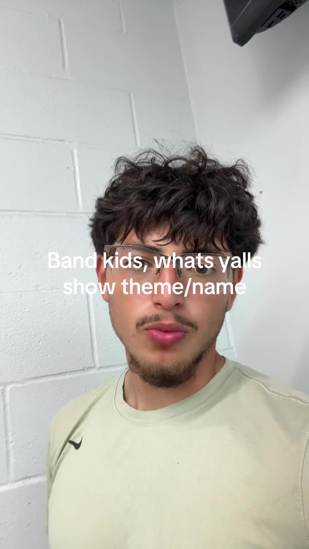 @𝄢